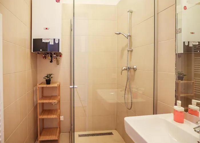 Easy-flat Pilgramgasse - Near Metro شقة