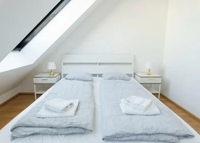 Easy-flat Pilgramgasse - Near Metro Апартаменти Відень